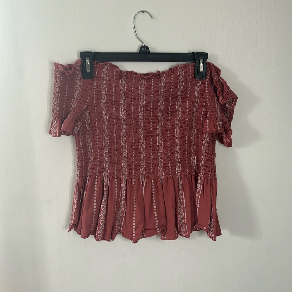 Japna Off-shoulder Blouse